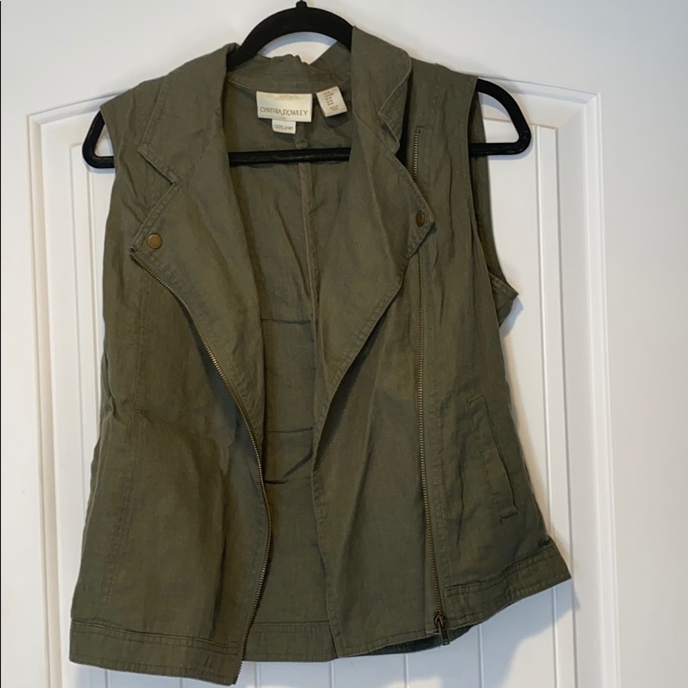 Vest - Picture 2 of 2